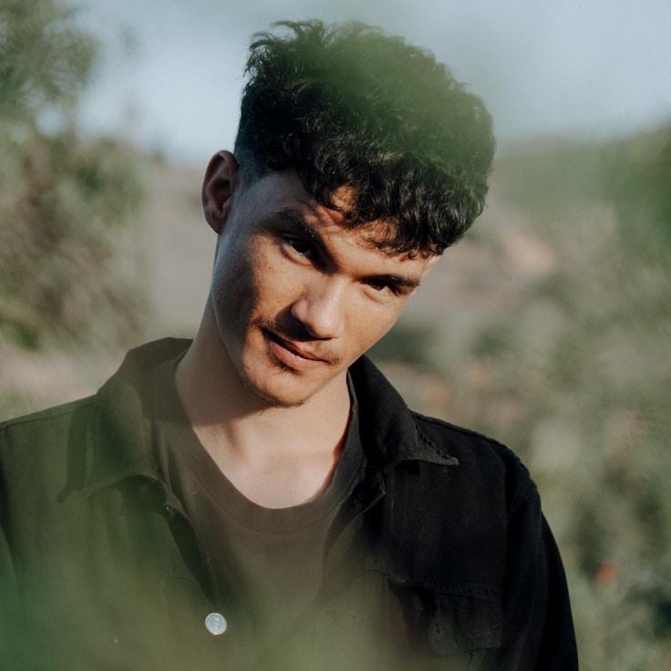 Portrait of Ravi meditation instructor